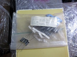 Mil. SPEC.10 Capacitors Electrolytic 68UF 15V Axial - $214.08 MXN