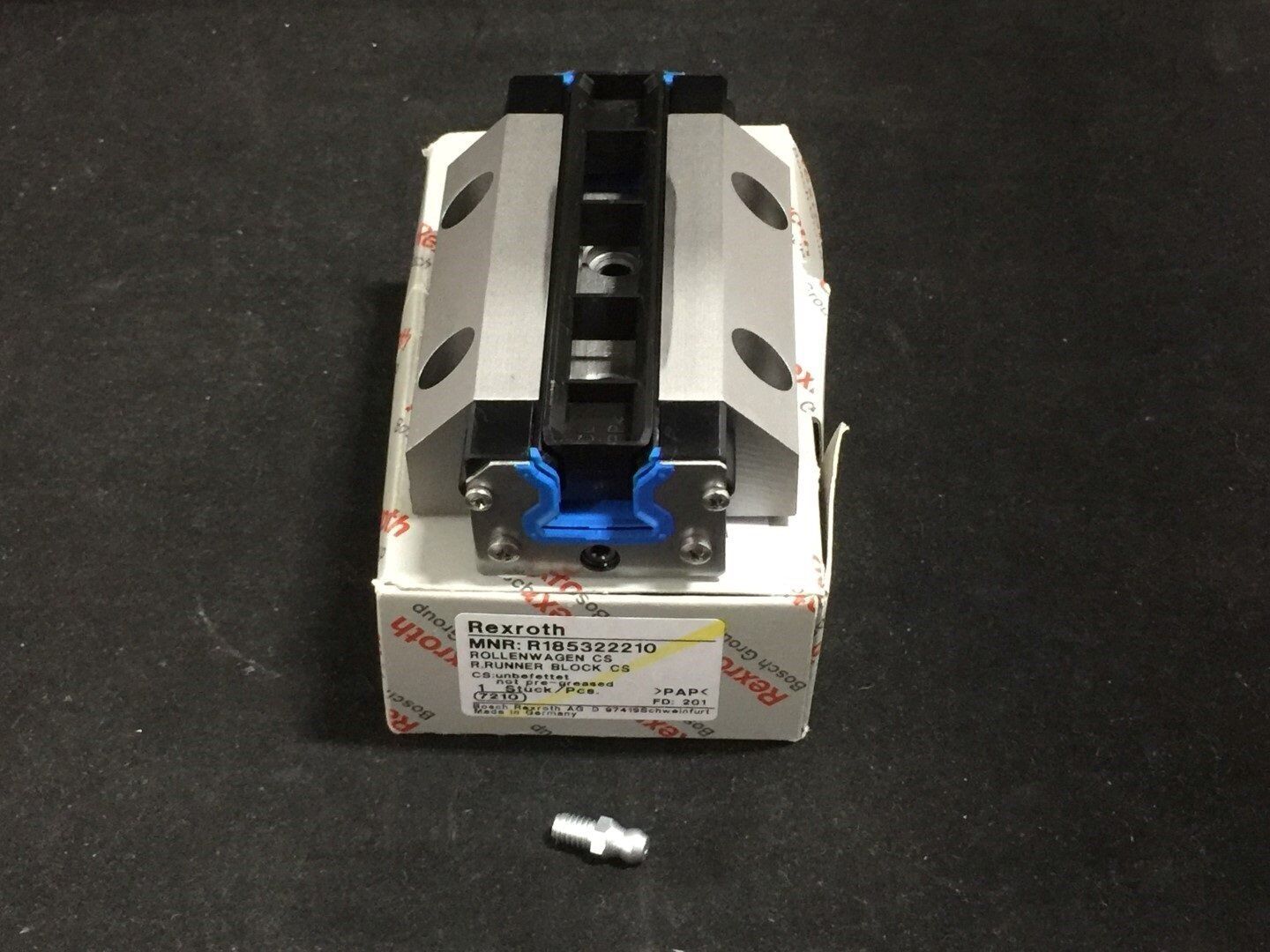 REXROTH R185322210 LONG RUNNER BLOCK SIZE 25 - $195.00