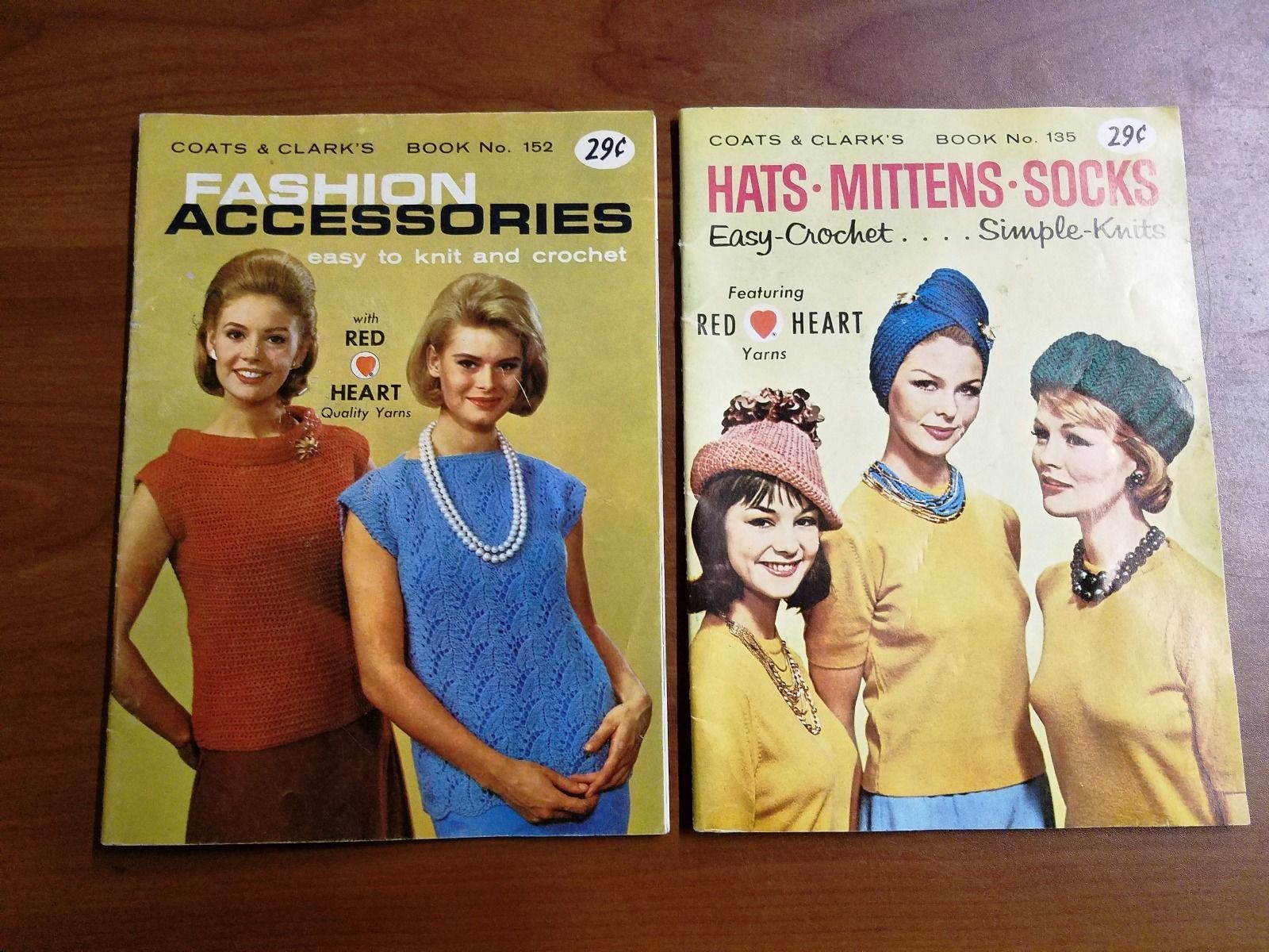 Vintage Coats & Clarks 60's Fashion Accessories, Hats, Mittens & Socks Catalogs - $16.34