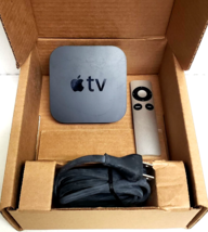 Apple TV 3rd Generation 8GB HD Media Streamer A1469 Remote &amp; Power Cord ... - £30.41 GBP