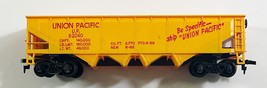 TYCO: UNION PACIFIC UP #62040 4-bay HOPPER CAR - YELLOW-  HO SCALE VINTAGE - $12.86