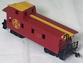 Bachmann Ho Scale Model Trains Santa Fe ATSF Caboose No 3851 - $17.70