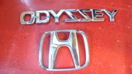 1999-2004 Honda Odyssey Emblem Logo Genuine Nameplate Set Rear Hatch Oem - £13.61 GBP