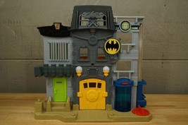 2013 Fisher Price Imaginext Batman Gotham City Police Department Playset Toy - £22.60 GBP