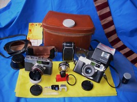 Vintage 2 PETRI Circle-Eye 45mm CAMERAS (JAPAN) + Accessories + Leather Case  - £150.28 GBP