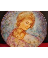 Knowles-Edna Hibel Mother's Day Plate for 1984 "Abby and Liss" NIB with ... - $45.54