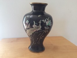 VINTAGE KOREAN BLACK LACQUER VASE MOTHER OF PEARL PEACOCK FLOWERS BRASS - £228.05 GBP