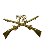 U.S. ARMY, 72nd INFANTRY REGIMENT, HEADQUARTERS, ENLISTED CAP DEVICE - $556.92 MXN