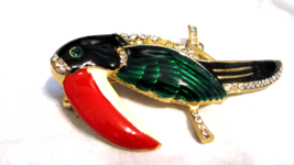 Vtg. Toucan brooch, enamel and rhinestone 3 1/2&quot; long. Estate piece, never worn. - £10.17 GBP