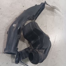 Ford Focus Air Cleaner Intake Air Resonator Front Dam 2018 2017 2016 2015 - $32.94