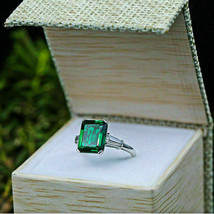 2Ct Émeraude Coupe Vert Émeraude Femmes Motif Fiançailles Bague 14K Blanc or Sur - $88.16