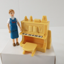 Fisher Price Sweet Streets Dollhouse Set Piano With Music Teacher Figure Read! - $14.95