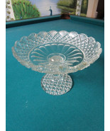 Mid Century Footed Compote Pressed Glass Saw Borders 5 X 8&quot;  - $1,429.88 MXN
