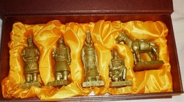CHINA QUINYONG SOLDIERS REPLICA FIGURINE SET Emperor Qin Shihuang - $19.60