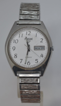 Vintage &#39;&#39;PHASER 10&#39;&#39; day/date watch by Sears &amp; Roebuck new battery &#39;&#39;GUARANTEED - £44.38 GBP