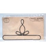 Classic Motifs 16 Inch Heirloom Craft Holder - $292.58 MXN