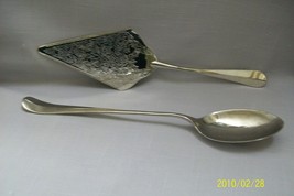 Silver Plate International Silver Co Cake &amp; Spoon Server Leaf Design Qty 2 - $17.95