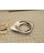 Toyota 52128-0T010 Fog Light Lamp Trim Bezel Left LH - €38,01 EUR