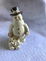 VINTAGE LENOX SNOWMAN WITh CART FULL OF TOYS  - £23.53 GBP