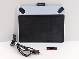 WACOM Pen Tablet Intuos Draw Introduction To Drawing White CTL-490 - No Pen - $10.99