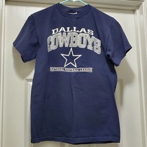 Vintage Lee Sport Dallas Cowboys National Football League Men&#39;s Blue Shi... - $398.22 MXN