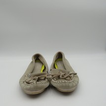 Minnetonka Shoes Womens Size 6.5 Beige Suede Moccasins Rubber Soles Fringe - £19.56 GBP