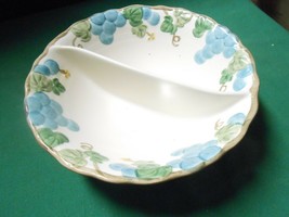 Great POPPY TRAIL by Metlox China &quot;Sculptured Grape&quot; Divided Veggie Dish - £10.65 GBP