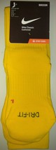  Nike Men&#39;s Classic Cushioned Yellow Black Logo Soccer Socks Sz Medium - £10.96 GBP