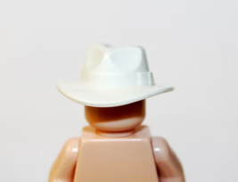 MBricks White Cowboy Fedora Hat for Toys Collection Movie Minifigures - £2.70 GBP