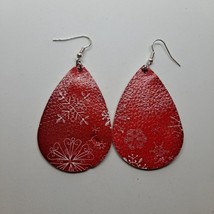 Christmas Snowflake Earrings Faux Leather Red White Option 1 - £5.17 GBP