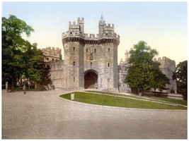 2962 Castle.Vintage 18x24 Poster.British Decorative Art.The Designers shop here! - $28.00