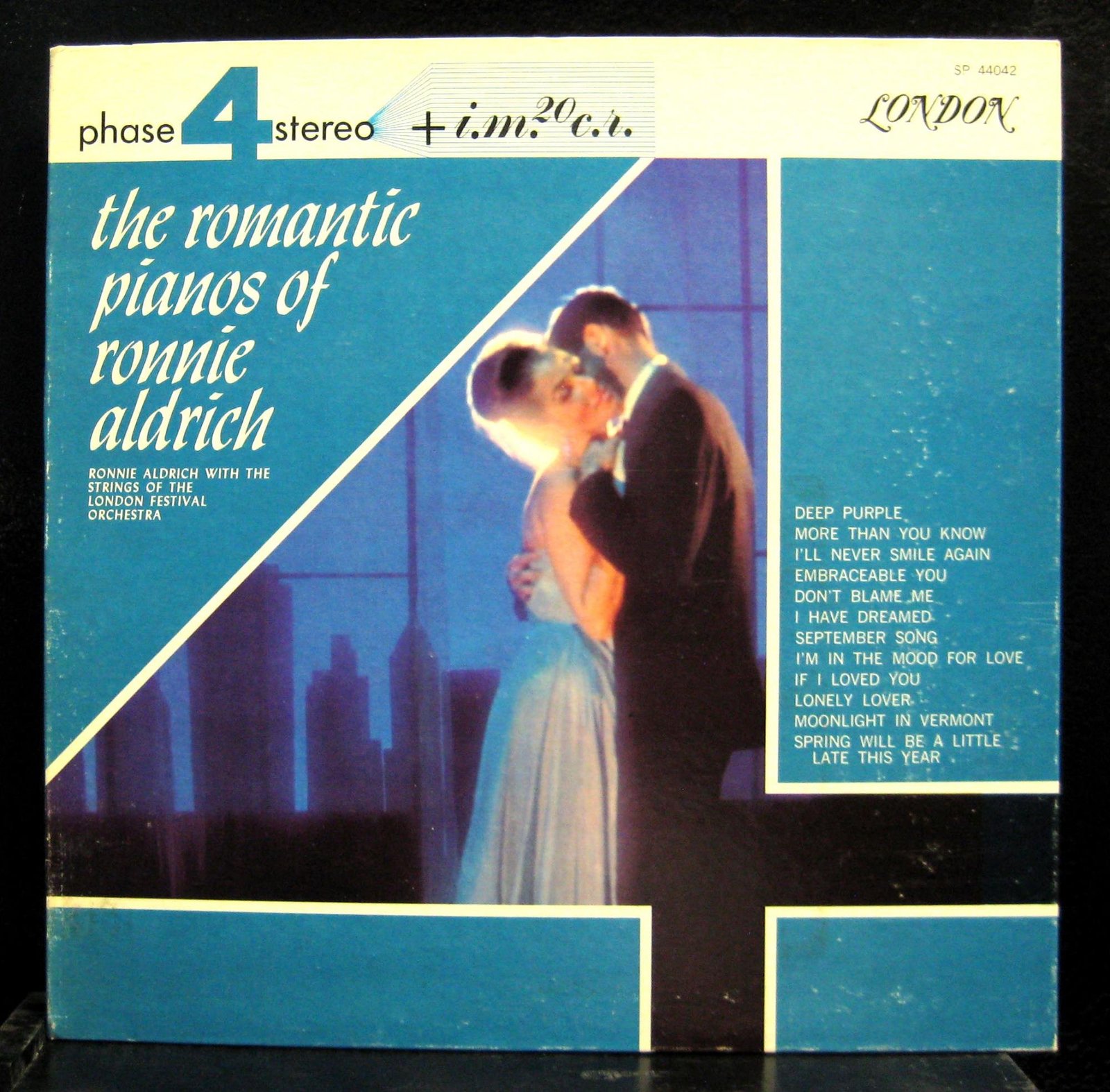 RONNIE ALDRICH ROMANTIC PIANOS OF vinyl record [Vinyl] Ronnie Aldrich - $3.37