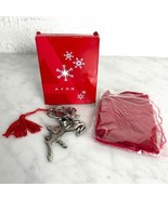 Avon Pewter Christmas Ornament 2006 Reindeer Red Rhinestones Velvet Bag ... - $699.36 MXN