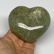 1 lbs, 3.8&quot;x4&quot;x1.3&quot;, Natural Untreated Green Quartz Crystal Heart Reiki, B30964 - £29.09 GBP
