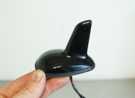 10-2014 mercedes w204 c250 e350 e550 shark fin radio antenna 2048207275 black - £70.69 GBP