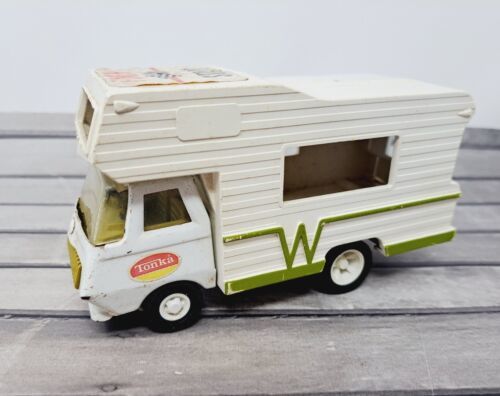 Mini White Tonka Winnebago RV Camper 6" Truck 70s VTG Pressed Steel Toy Race - £7.40 GBP