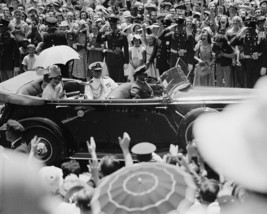 King George VI and Queen Elizabeth ride in open car Washington DC Photo Print - $8.81+