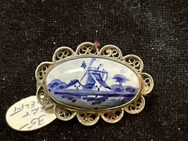 VINTAGE HOLLAND WINIDMILL  HAND PAINTED CERAMIC ON SILVER BROOCH  - $35.00