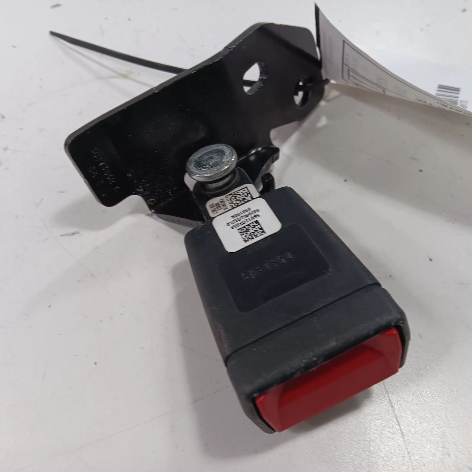 Jeep Compass Seat Belt Buckle Latch Right Passenger Rear Back 2017 2018 ... - $27.94
