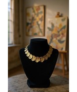 KENNETH JAY LANE (Signed) Matte Gold Gingko Leaf Choker Necklace, 18 inches - $1,390.57 MXN