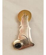 D Guerro Sterling Silver .925 Howling Wolf Pin Brooch Pendant w/ Stone - $1,335.18 MXN