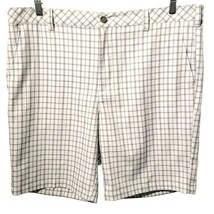 IZOD Men&#39;s Golf Shorts Athleisure Size 38 Flat Front White Gray Black Plaid - $12.61