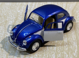 Kinsmart 1967 Volkswagen Classical Beetle Blue &amp; White Two Tones Car Scale 1:32 - £4.63 GBP