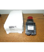 Siemens 52BL4E2XY Oil Tight Red Pilot Light Full Voltage Type 120V LED S... - $1,406.02 MXN