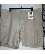 Dockers Tech Cargo short size 44 new with tags - £14.64 GBP