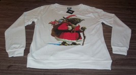 WOMEN&#39;S TEEN STAR WARS CHRISTMAS YODA SANTA Crew Sweatshirt MEDIUM NEW - $29.70