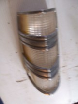 1975 Ford LTD Right Marker Turn Signal Light OEM USED LENS &amp; Trim - $3,647.52 MXN