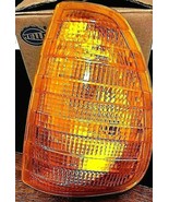 MERCEDES W123 LEFT TURN SIGNAL INDICATOR BLINKER LENS 230TE 240D 250 280... - $1,135.71 MXN