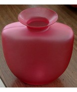 BRAND NEW IN PLASTIC Flashed Red Glass Vase, INTERESTING SHAPE, NEW - $370.17 MXN