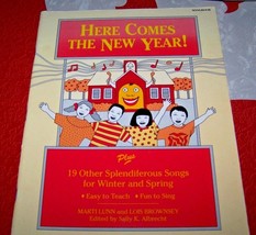 Here Comes The New Year! Songbook - Elementary - Vg Condition! - £3.90 GBP
